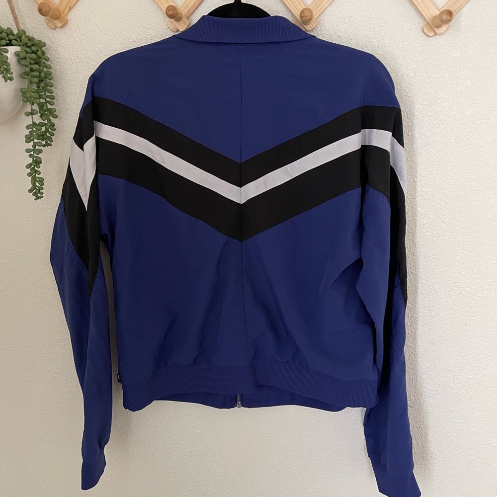 Fabletics Augustus Jacket - Picture 6 of 9